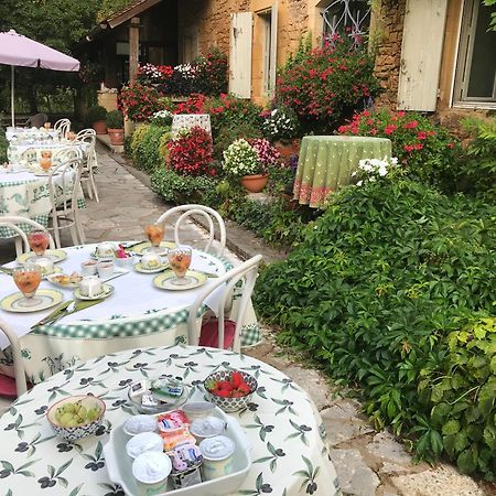Bed & Breakfast Le Moulin Neuf Saint-Alvere Екстер'єр фото
