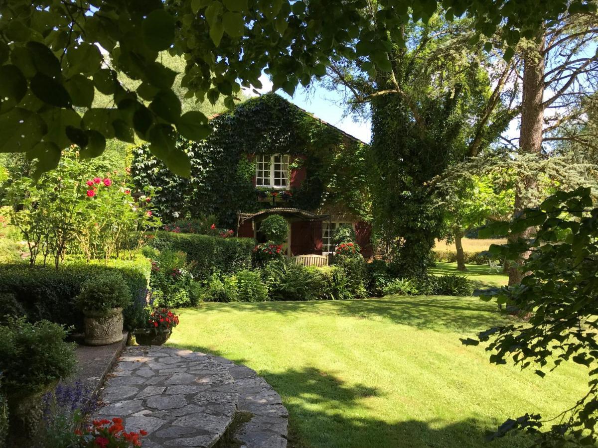 Bed & Breakfast Le Moulin Neuf Saint-Alvere Екстер'єр фото