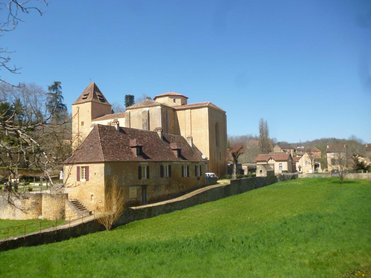 Bed & Breakfast Le Moulin Neuf Saint-Alvere Екстер'єр фото