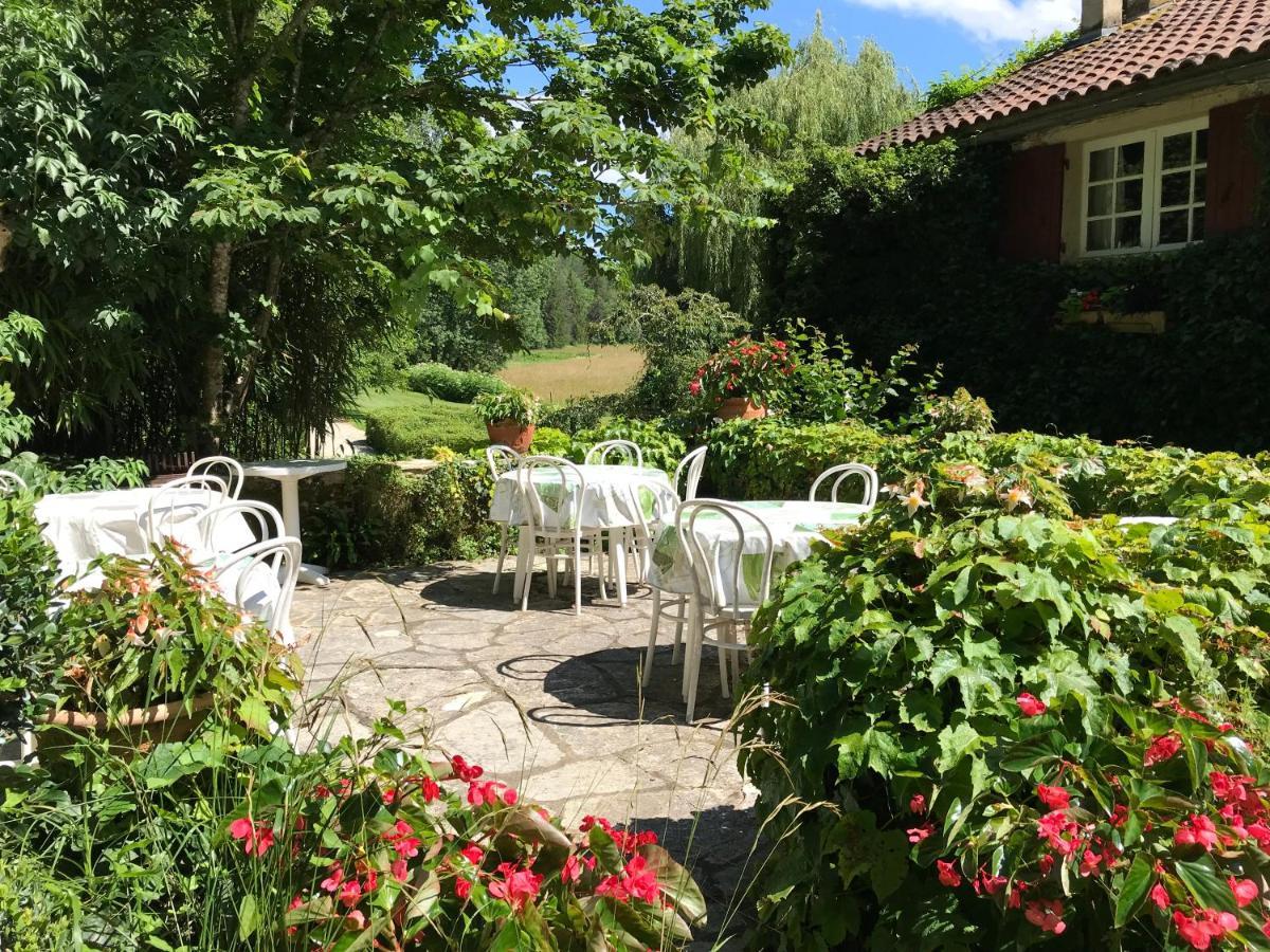 Bed & Breakfast Le Moulin Neuf Saint-Alvere Екстер'єр фото